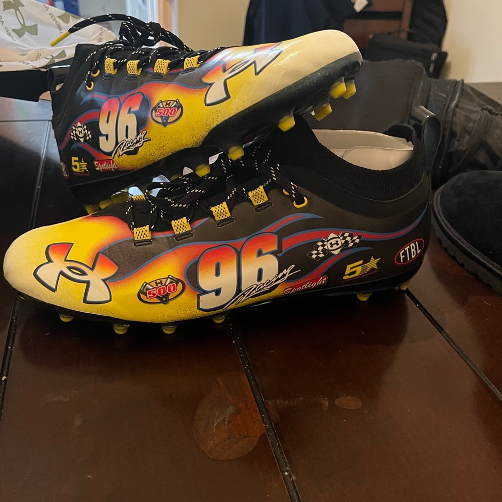 UA ALL-AMERICAN Cleats